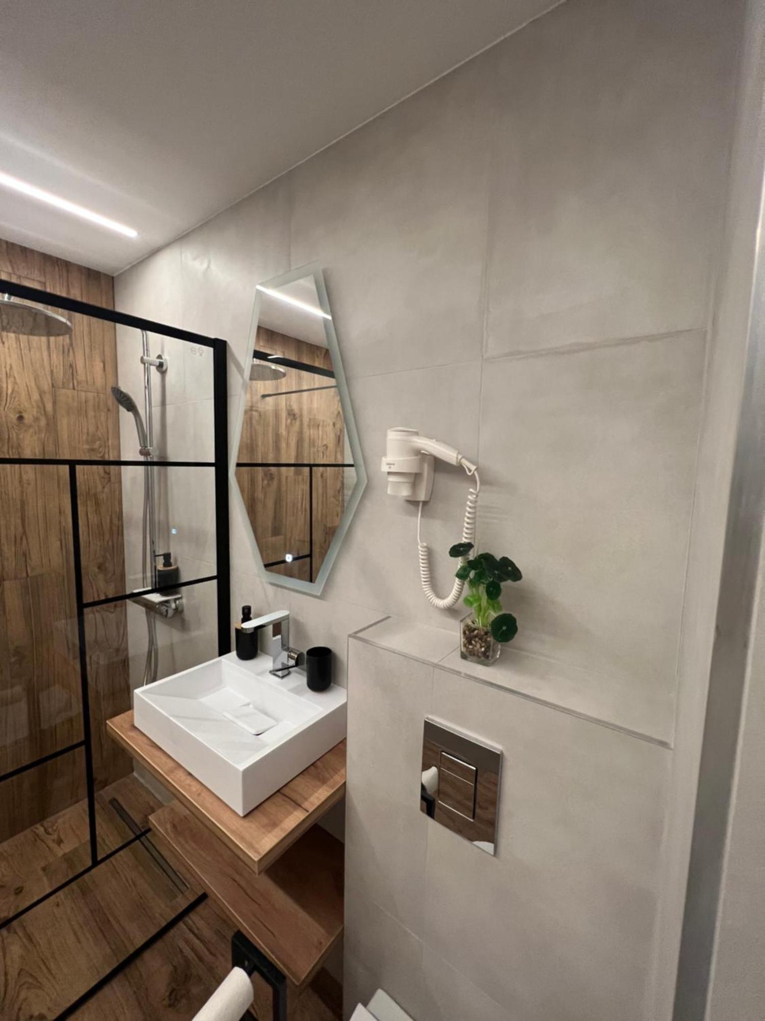 Modern Premium Apartment 1 Targoviste Exterior foto